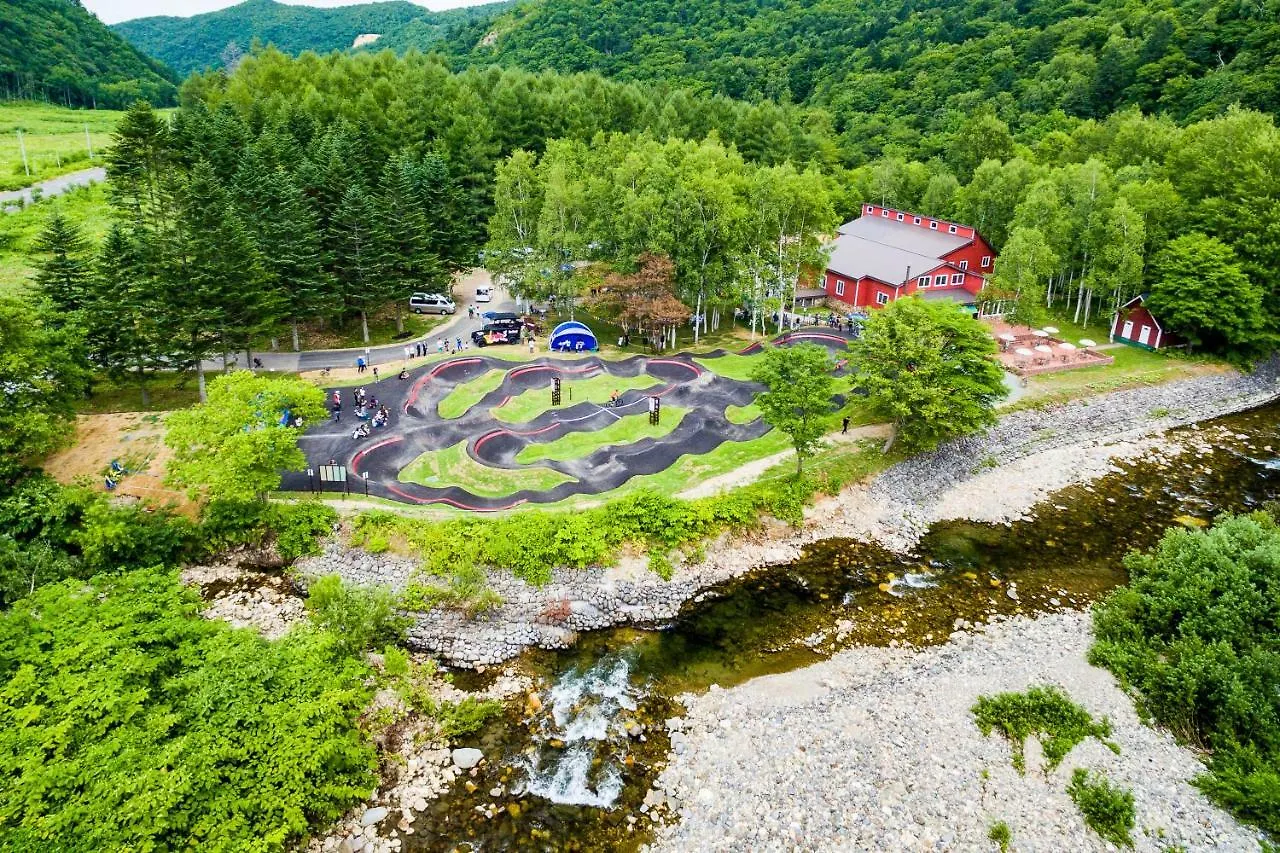 Snow Peak Jyubako（Akaigawa Tomo Playpark） Hotel